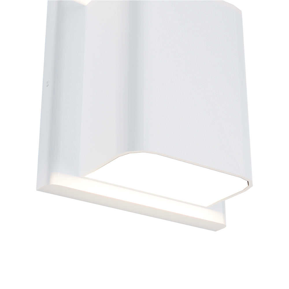 Tolan Outdoor LED Wall Light in Detail.