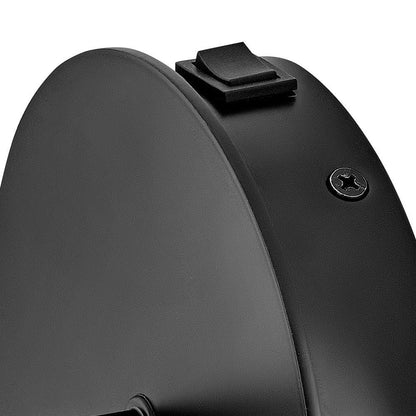 Izzy Wall Light in Detail.