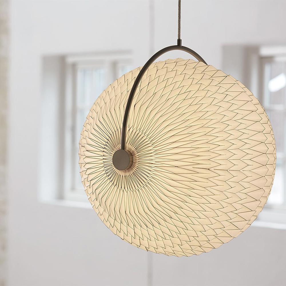 Caleo Original Pendant Light in Detail.