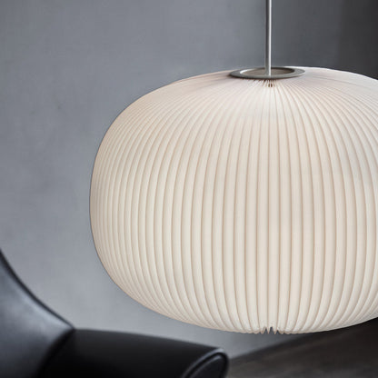 Lamella Pendant Light in Detail.
