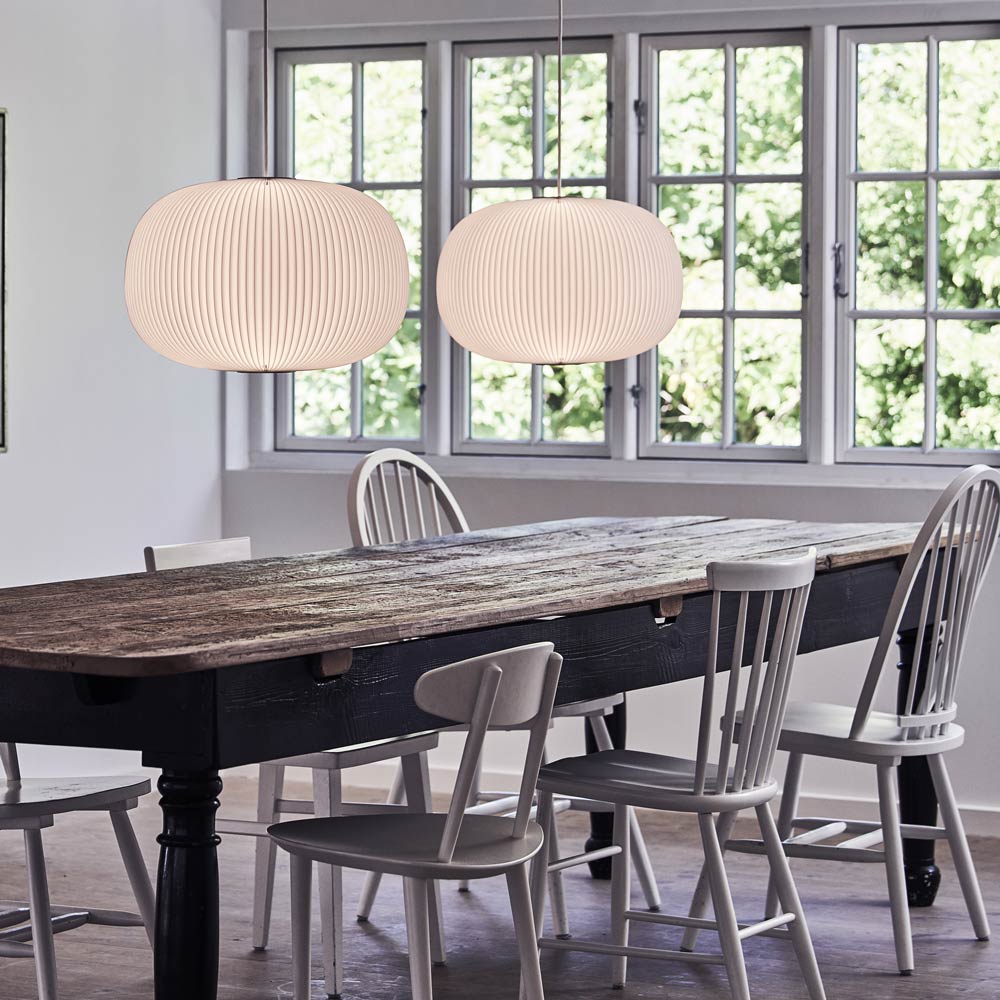 Lamella Pendant Light in dining room.