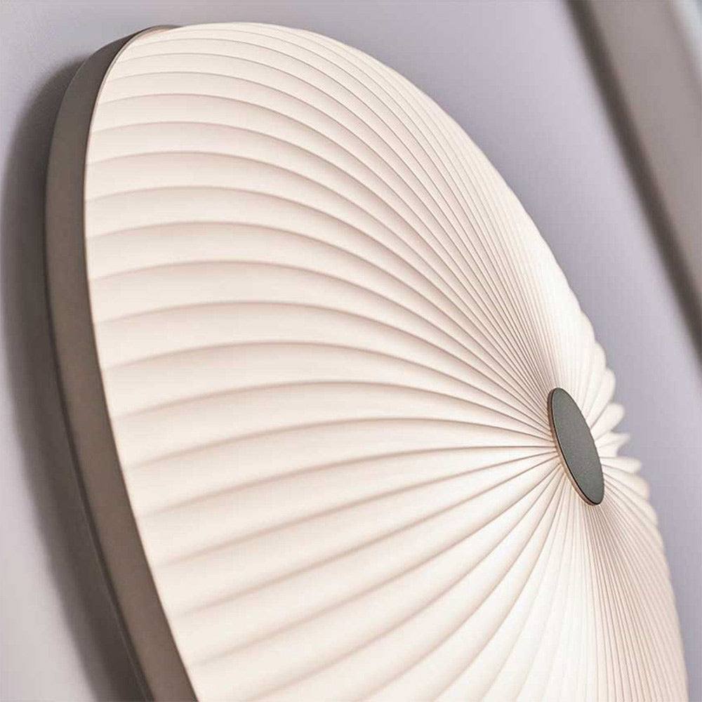 Lamella Plafond Ceiling / Wall Light in Detail.