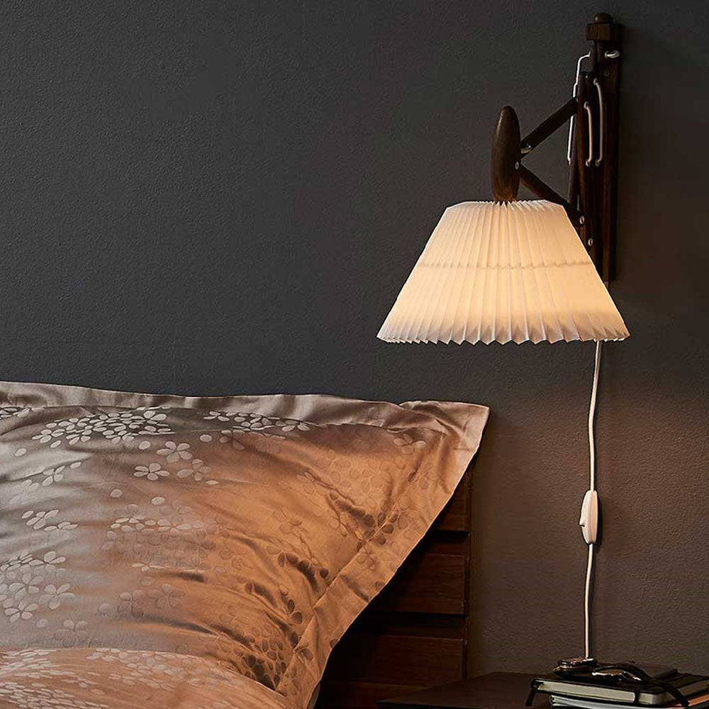 Sax 223 Wall Light in Detail.