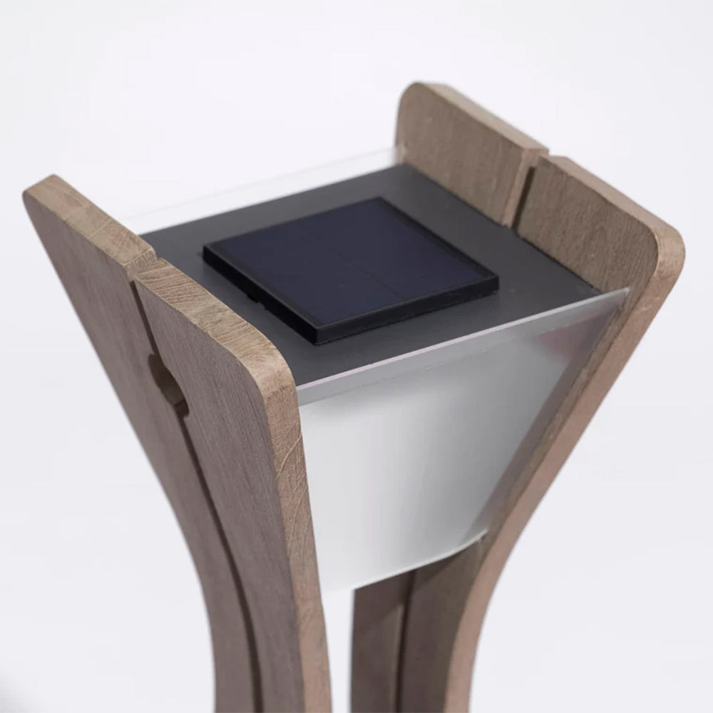 Bloom Solar LED Floor Lamp in Detail.