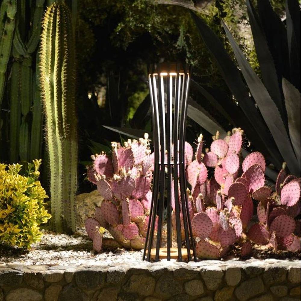 Corsetta Outdoor Solar LED Pathway Light in Outside Area.