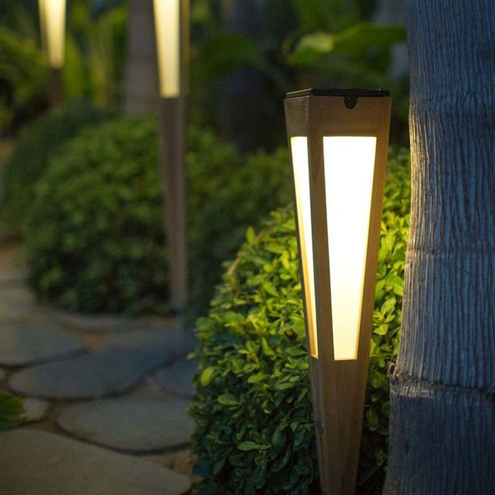 Lanai Outdoor Solar LED Torch Light in Outside Area.