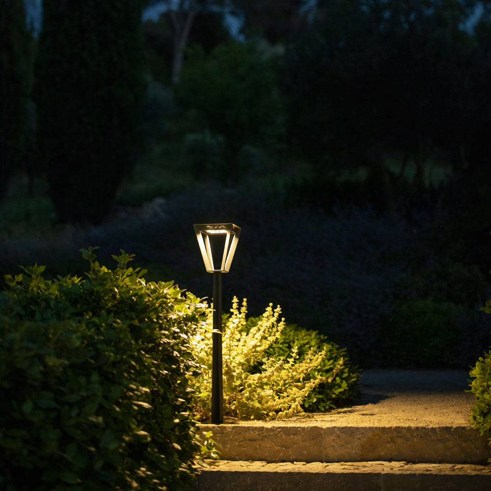 Metro Outdoor Solar LED Floor Lamp in Outside Area.