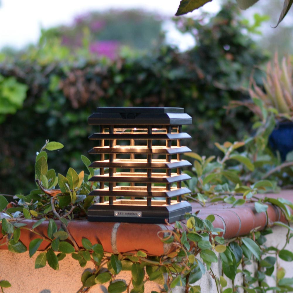 Tekura Outdoor Solar LED Deck Light in Outside Area.