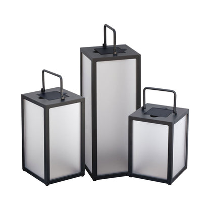 Tradition 2.0 Outdoor Solar LED Lantern in Detail.