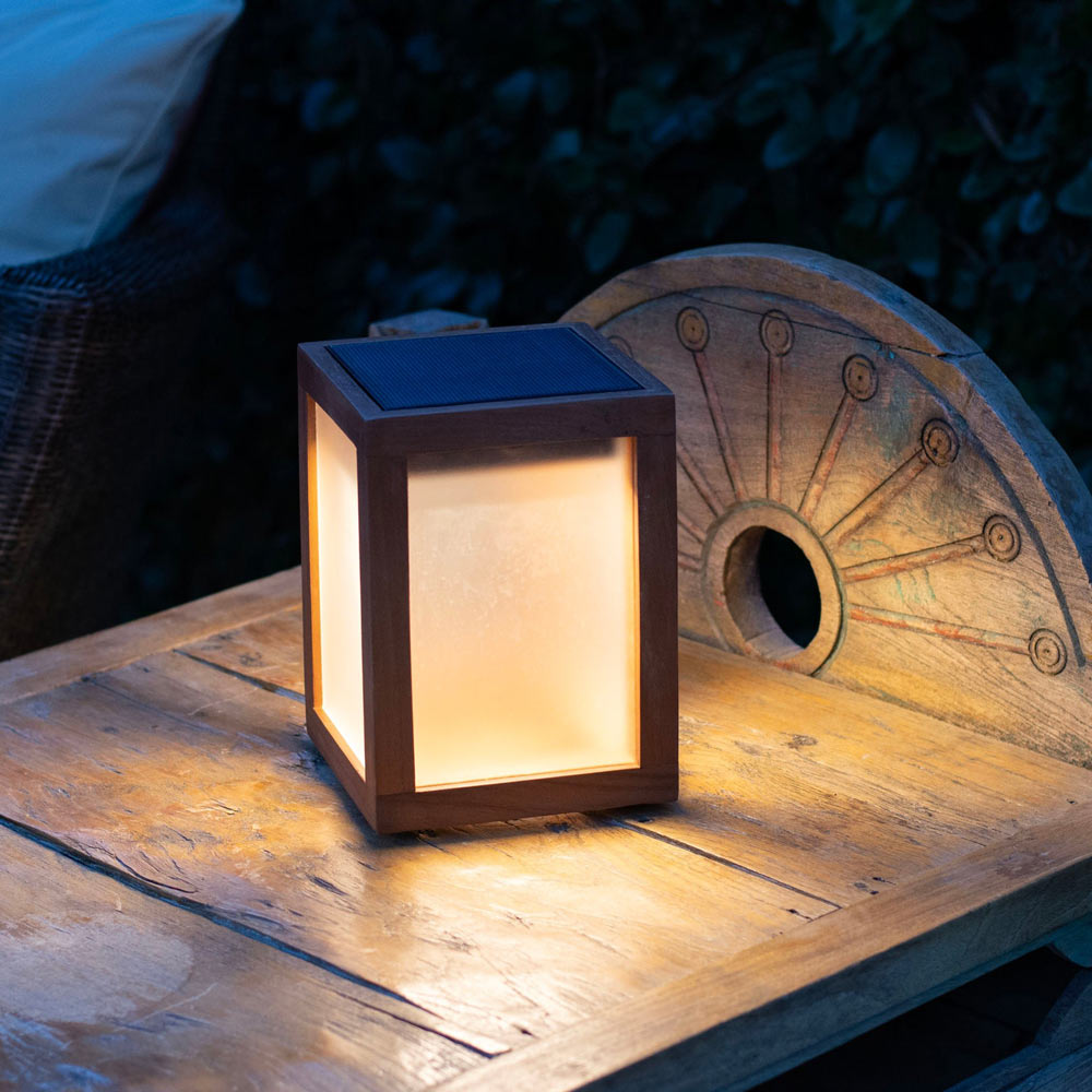Tradition Outdoor Solar LED Table Lamp in Outside Area.