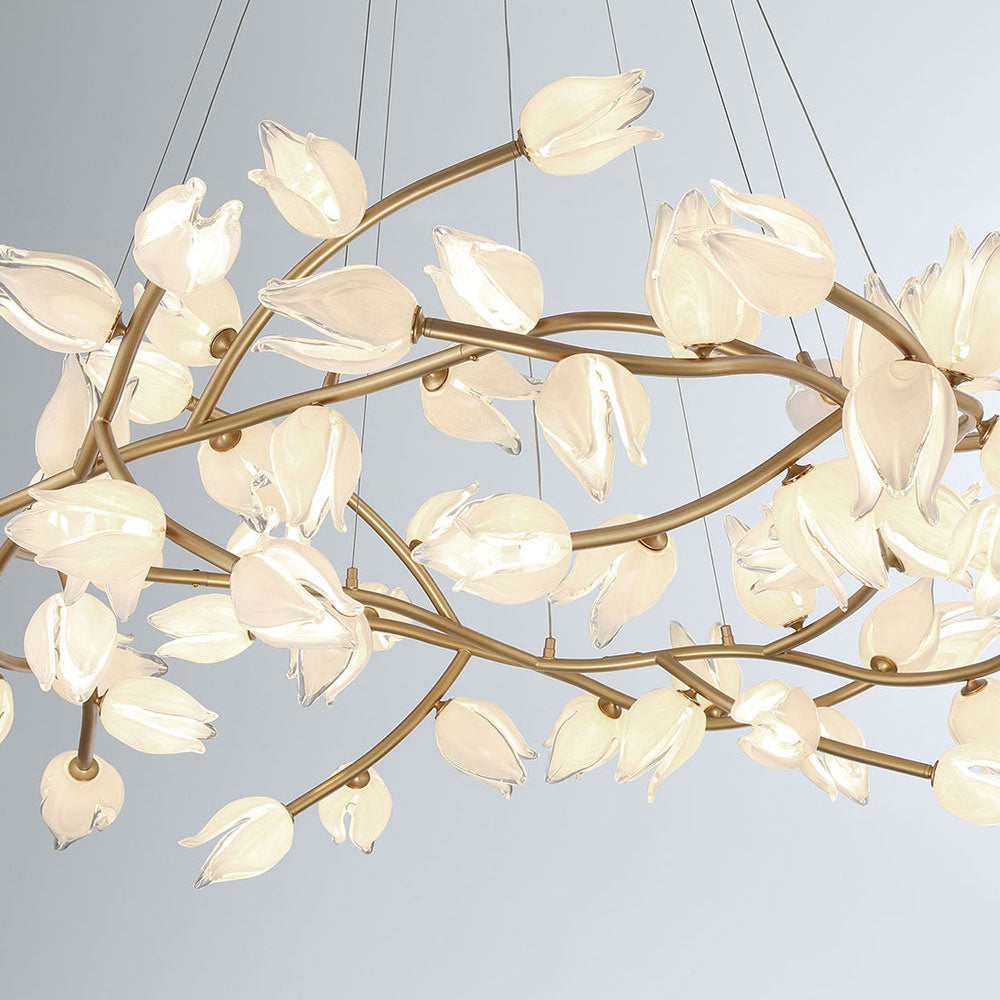 Belluno Grand LED Chandelier in Detail.