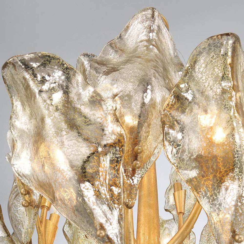 Brindisi Chandelier in Detail.