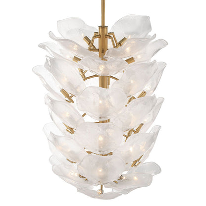Corato Grand Chandelier in Detail.