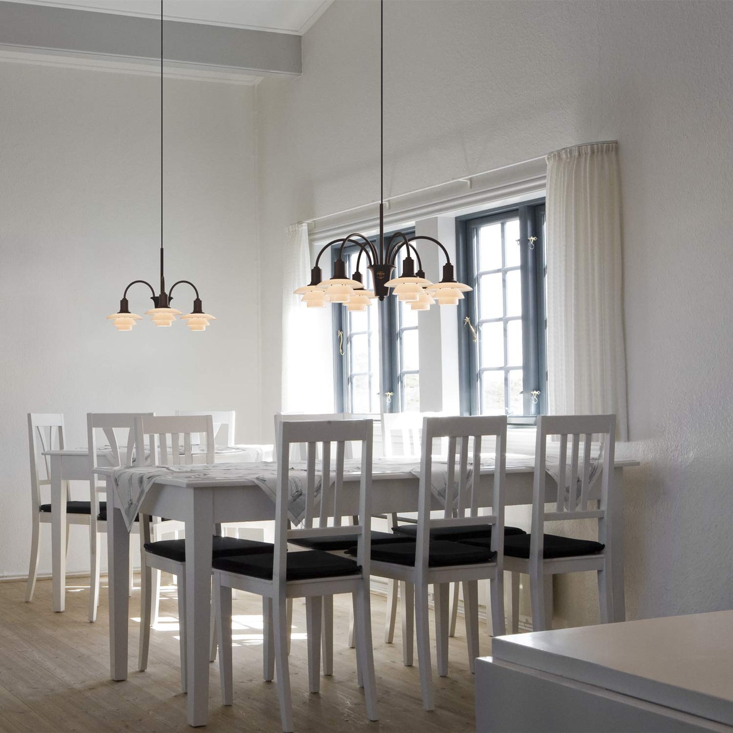 PH 1/1 Chandelier in restaurant.