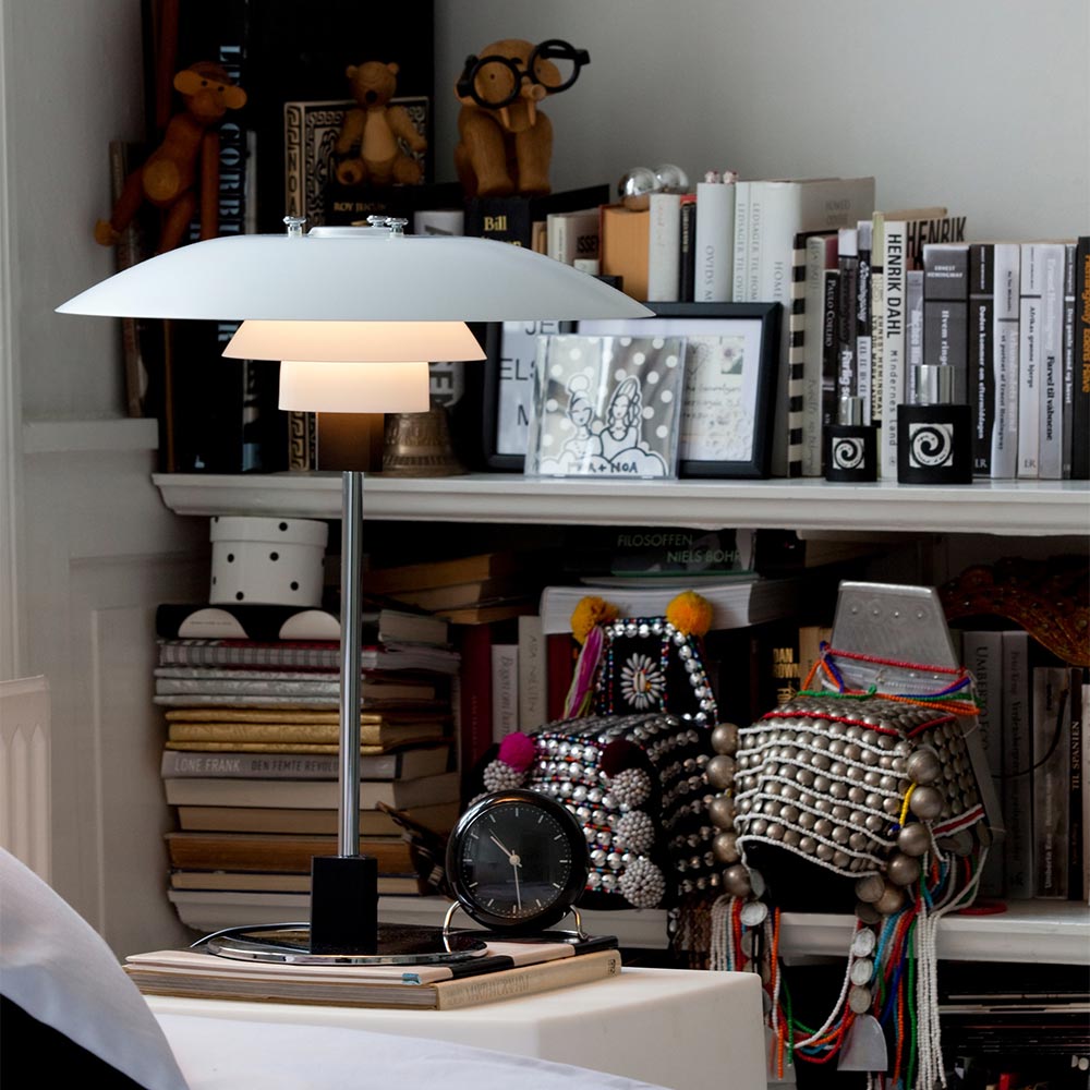 PH 4/3 Table Lamp in bedroom.