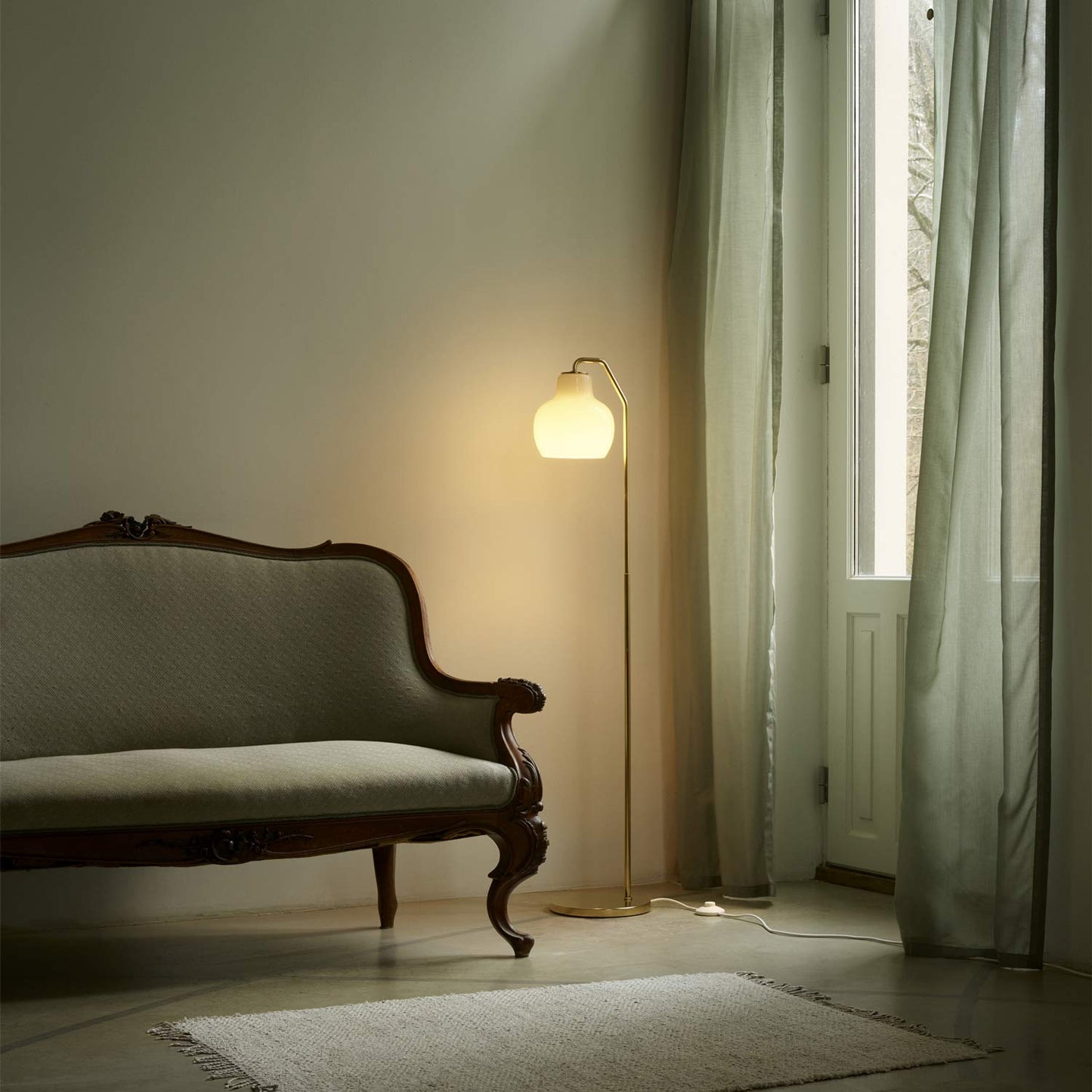 VL Ring Crown Floor Lamp in living room.