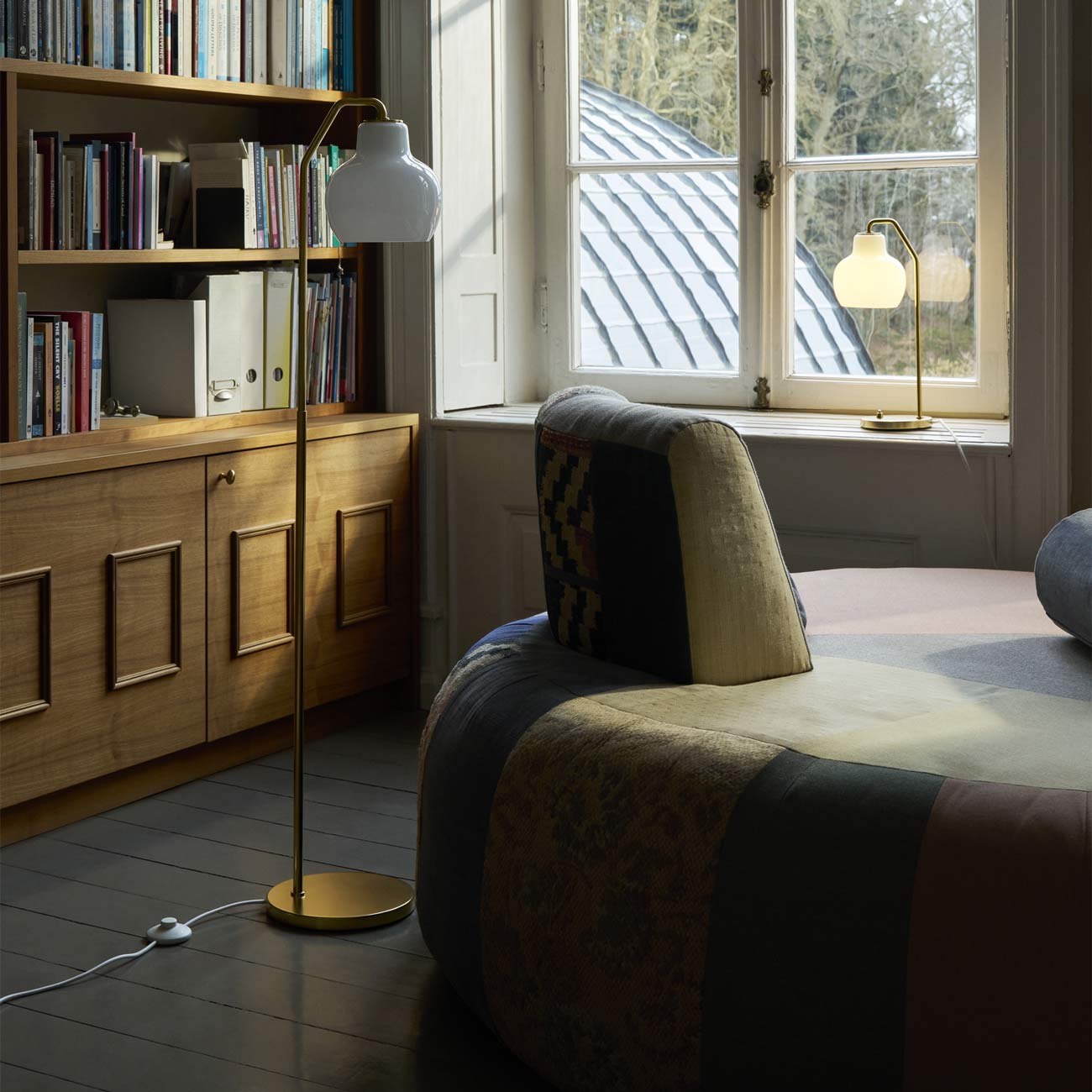 VL Ring Crown Floor Lamp in living room.