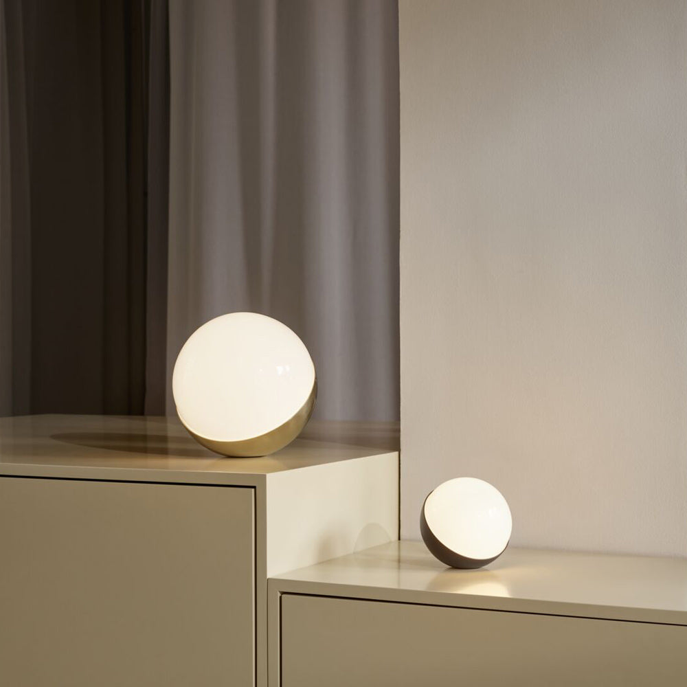 VL Studio Table Lamp in room.