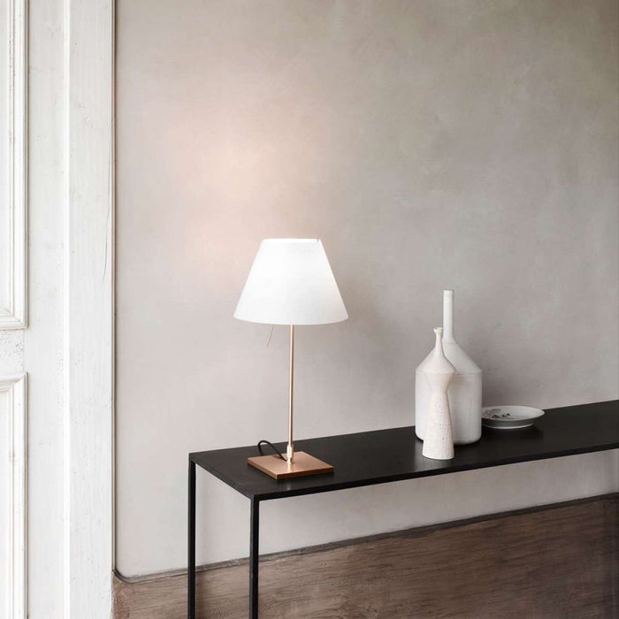 Costanzina Table Lamp in living room.