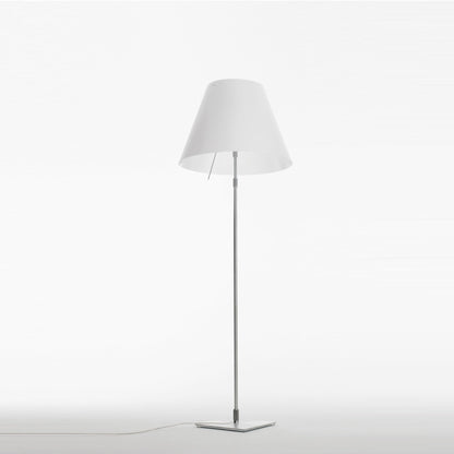 Grande Costanza Floor Lamp in Detail.