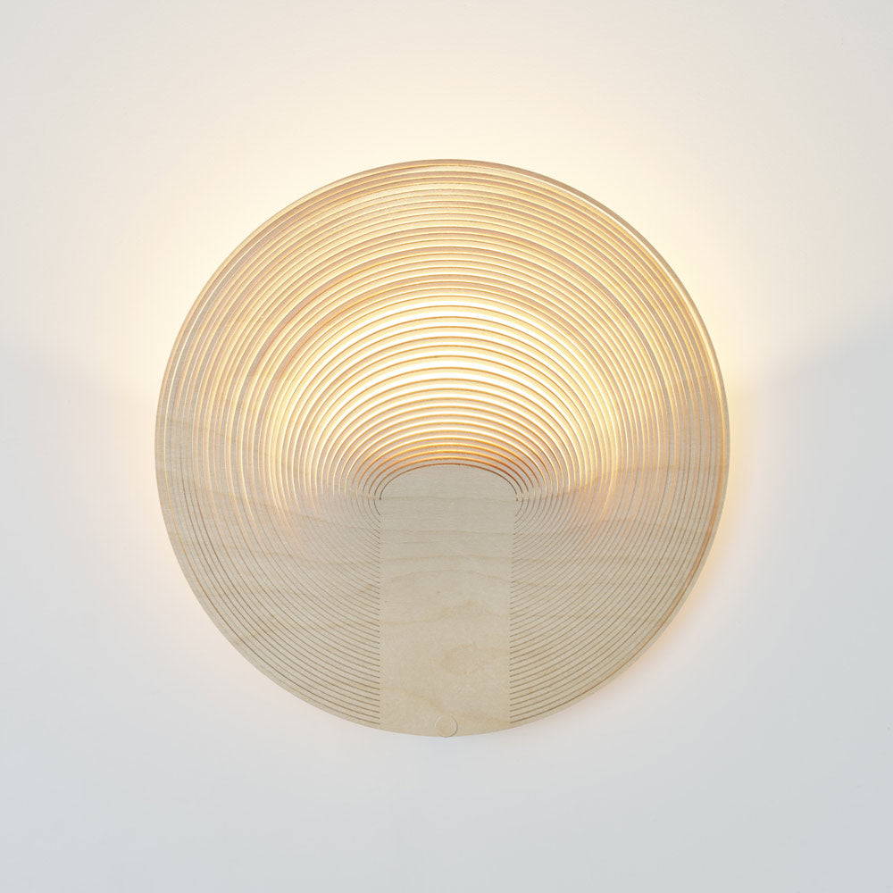 Illan LED Wall Light in Detail.