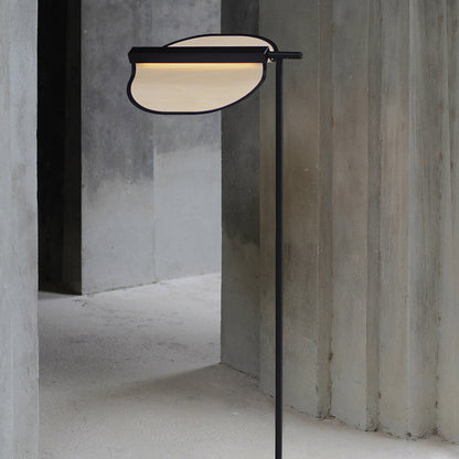 Omma LED Floor Lamp in Detail.