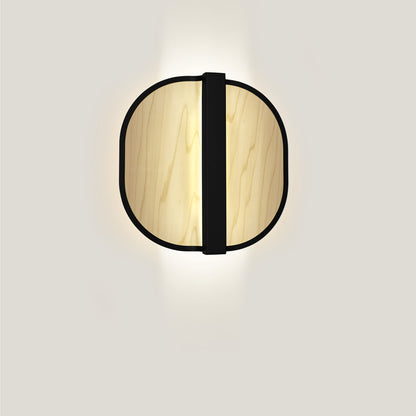 Omma LED Wall Light in Detail.