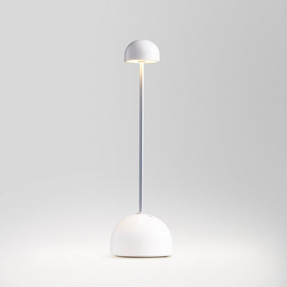 Sips Outdoor LED Potable Table Lamp in Detail.