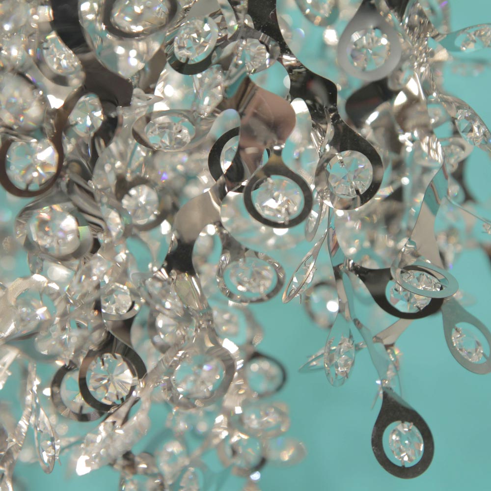 Comet Pendant Light in Detail.