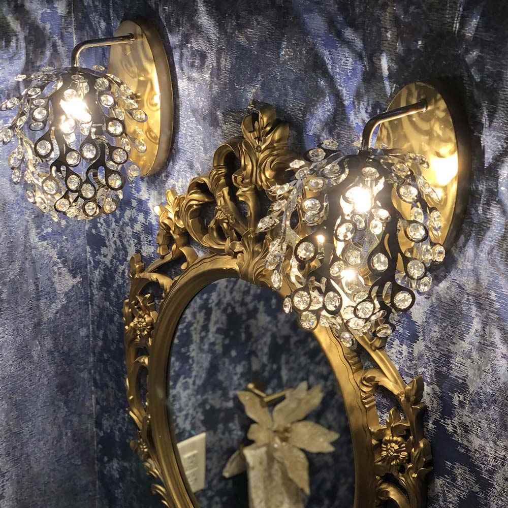 Comet Wall Light in Detail.