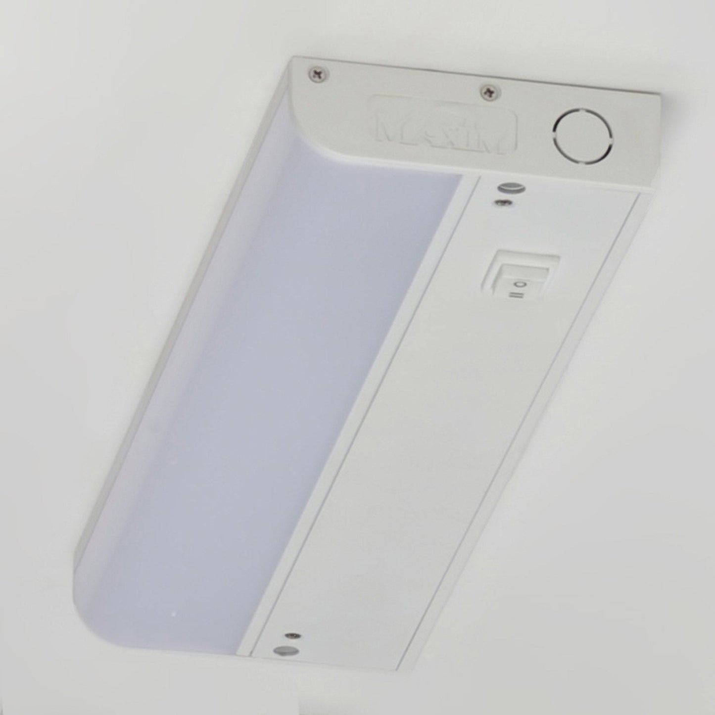 CounterMax LED Aluminum Undercabinet Light in Detail.