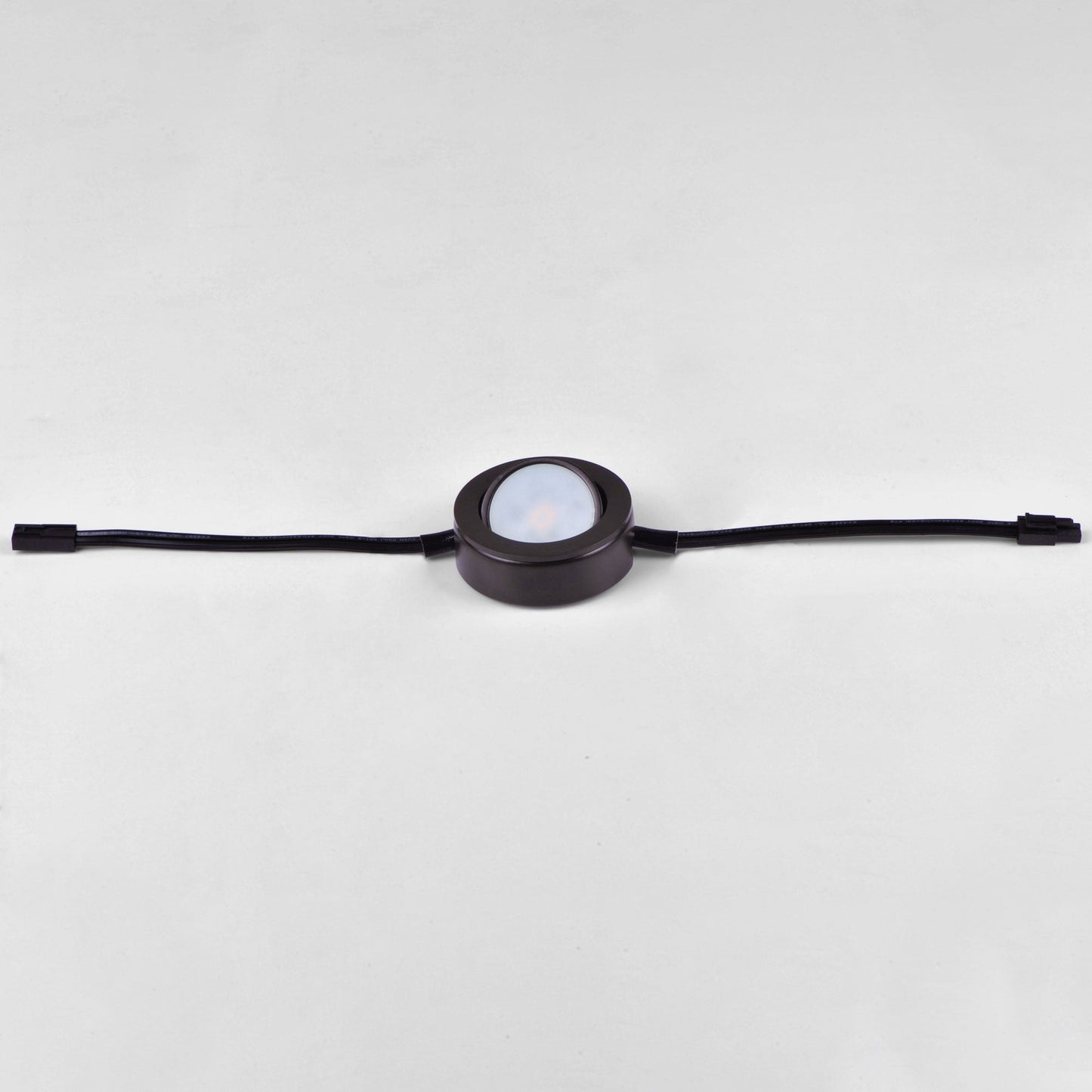 CounterMax LED Puck Light in Detail.