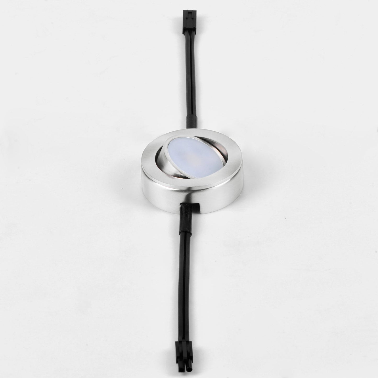 CounterMax LED Puck Light in Detail.