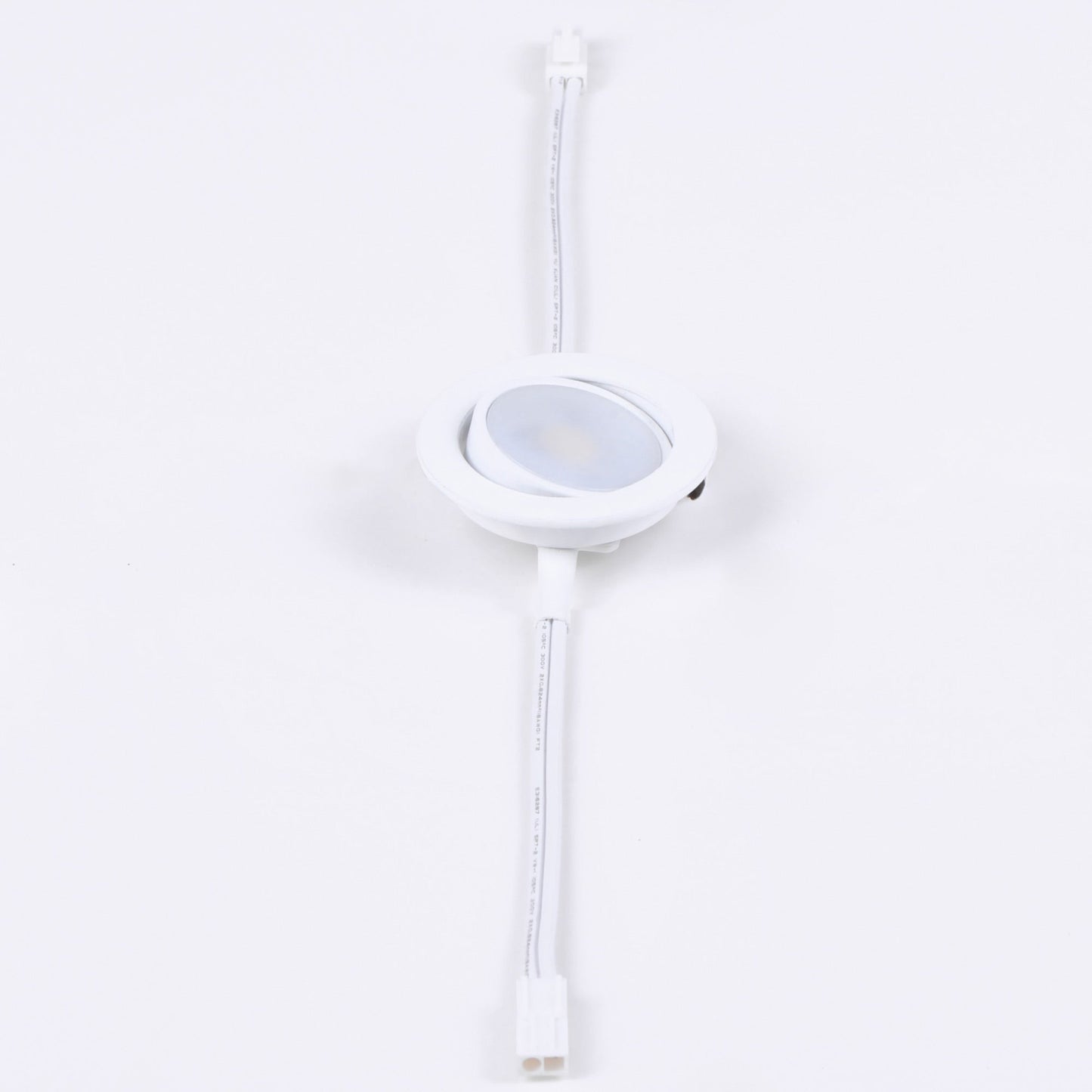 CounterMax LED Puck Light in Detail.