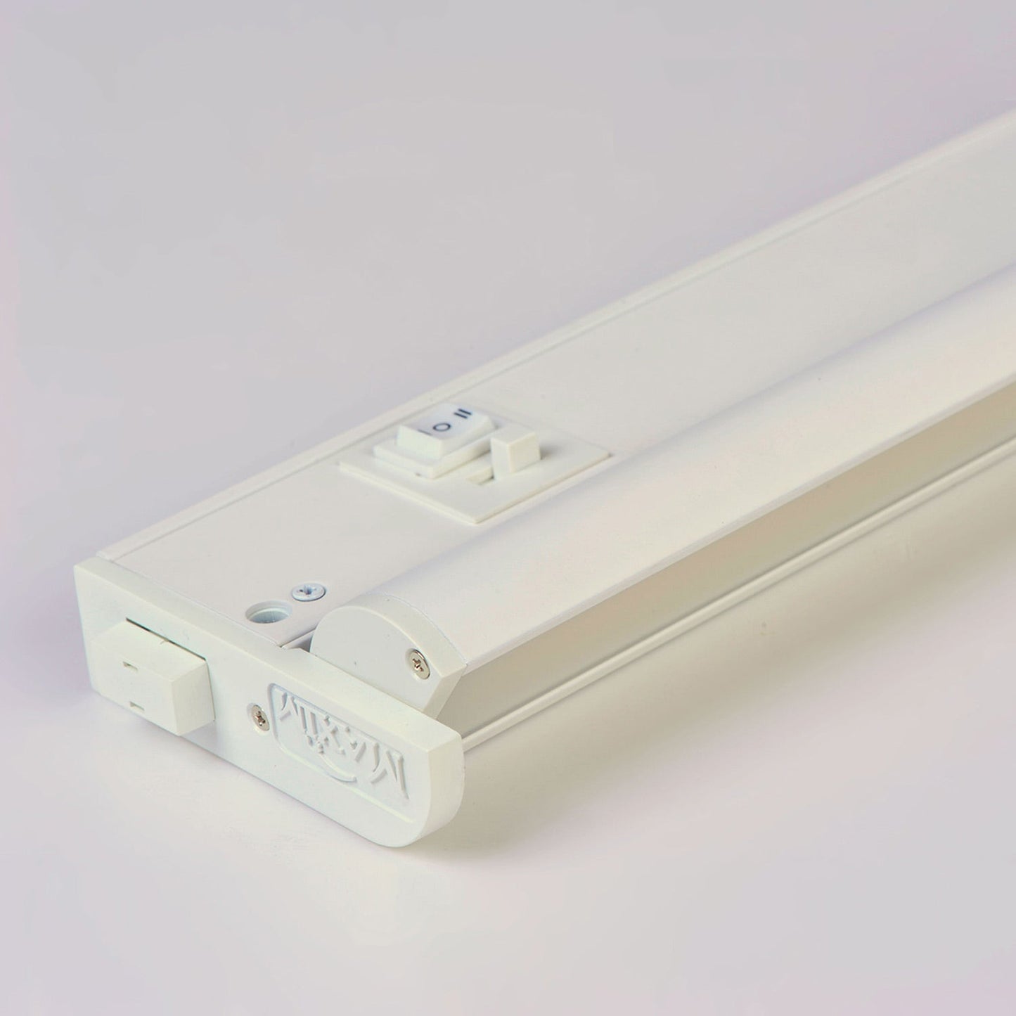 CounterMax LED Undercabinet Light in Detail.