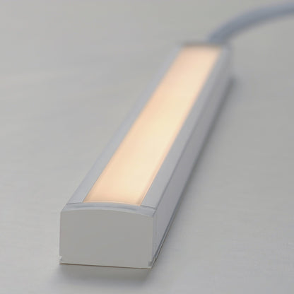 CounterMax Slim LED Tunable Undercabinet Light in Detail.