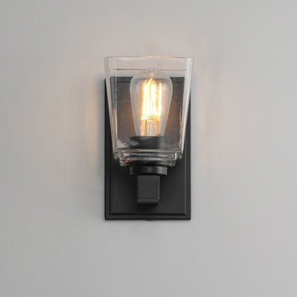 Cubos Bath Wall Light in Detail.
