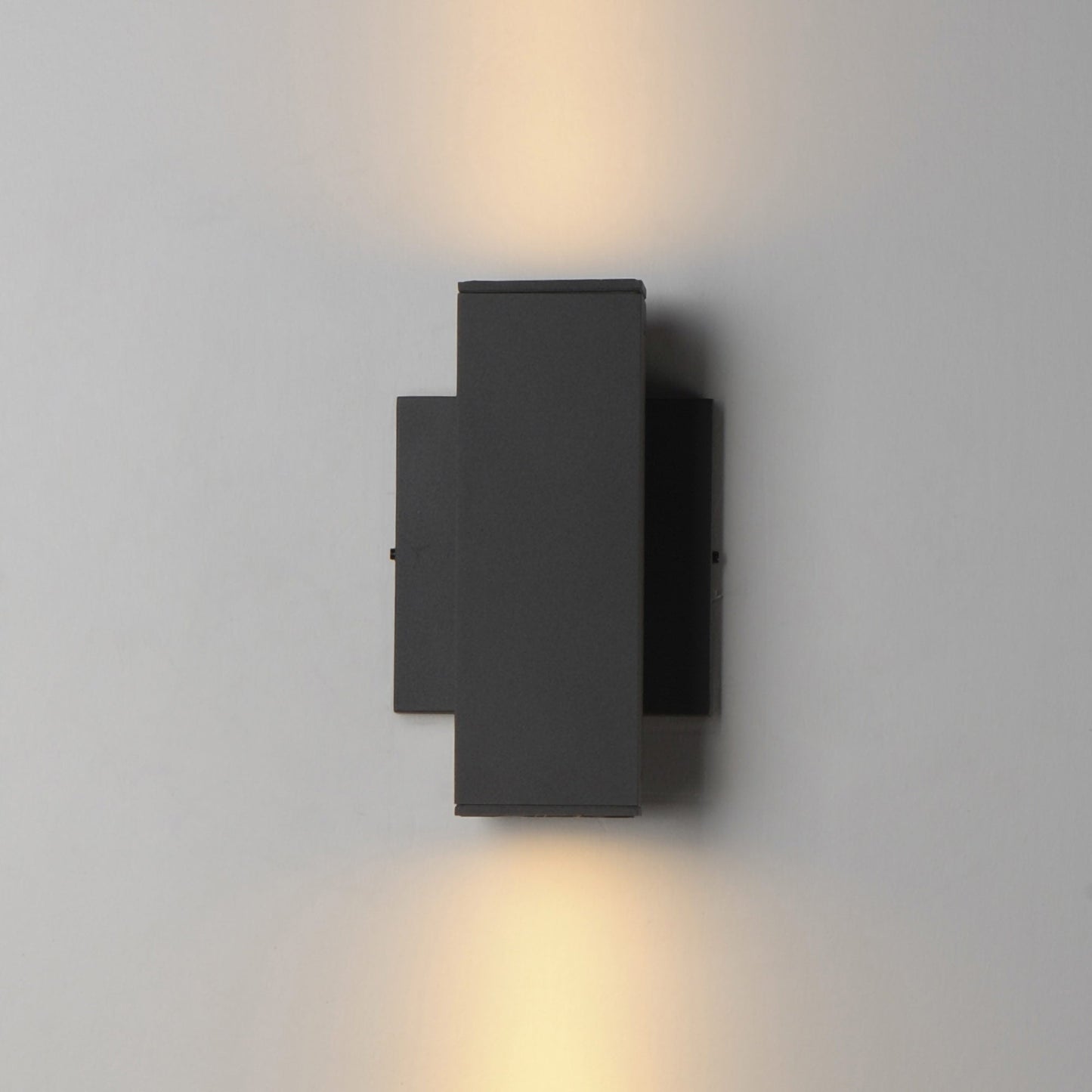 Culvert Outdoor LED Wall Light in Detail.