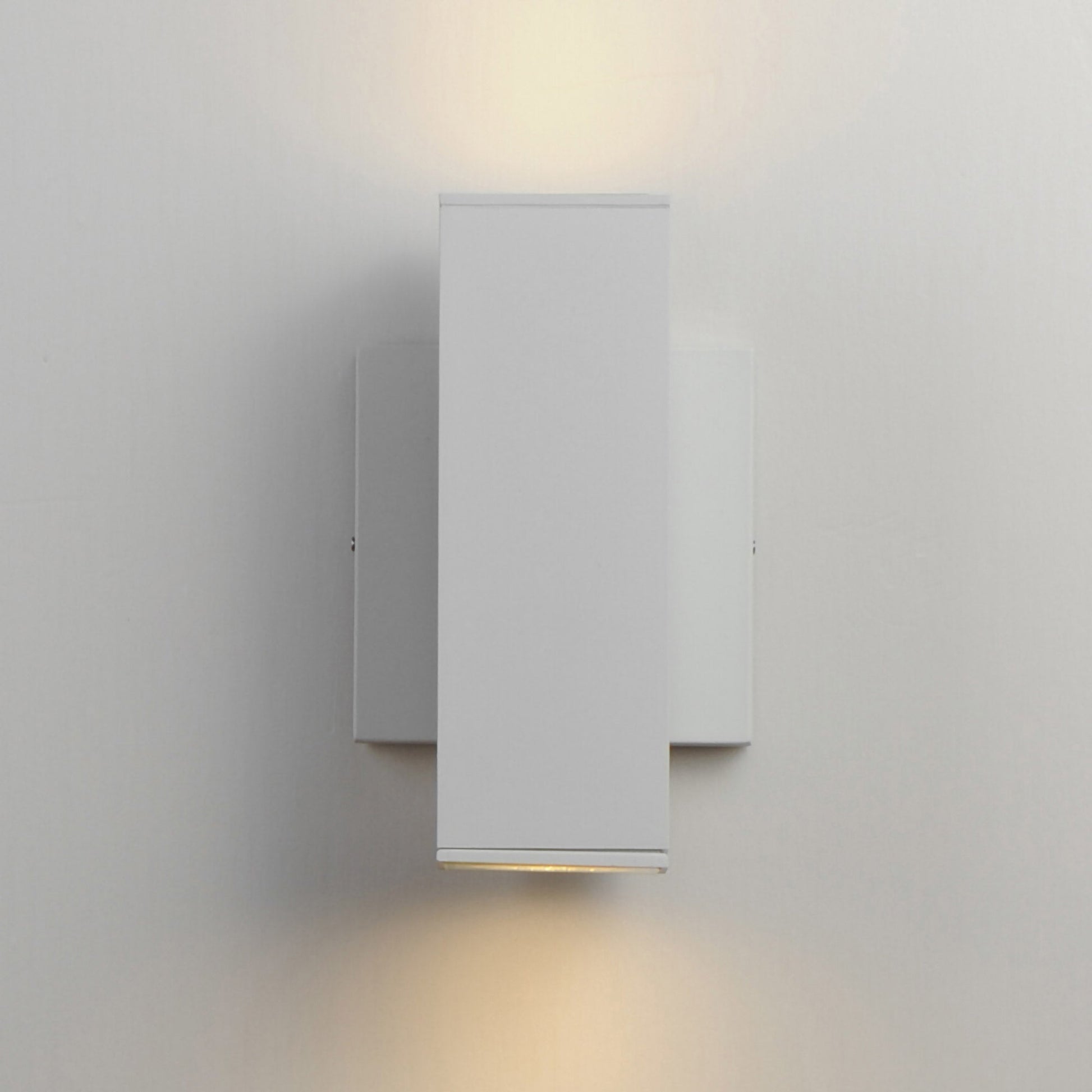 Culvert Outdoor LED Wall Light in Detail.