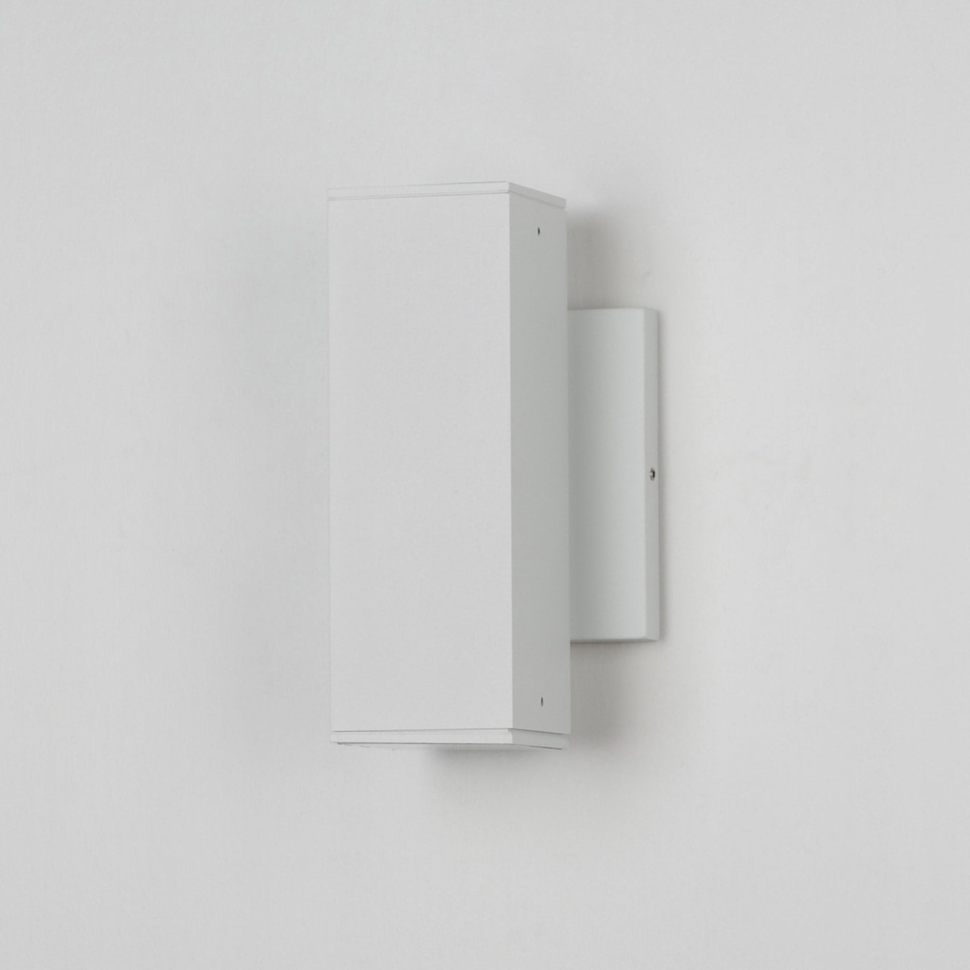 Culvert Outdoor LED Wall Light in Detail.