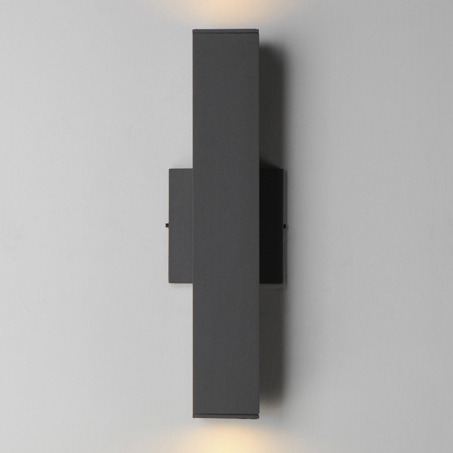 Culvert Outdoor LED Wall Light in Detail.