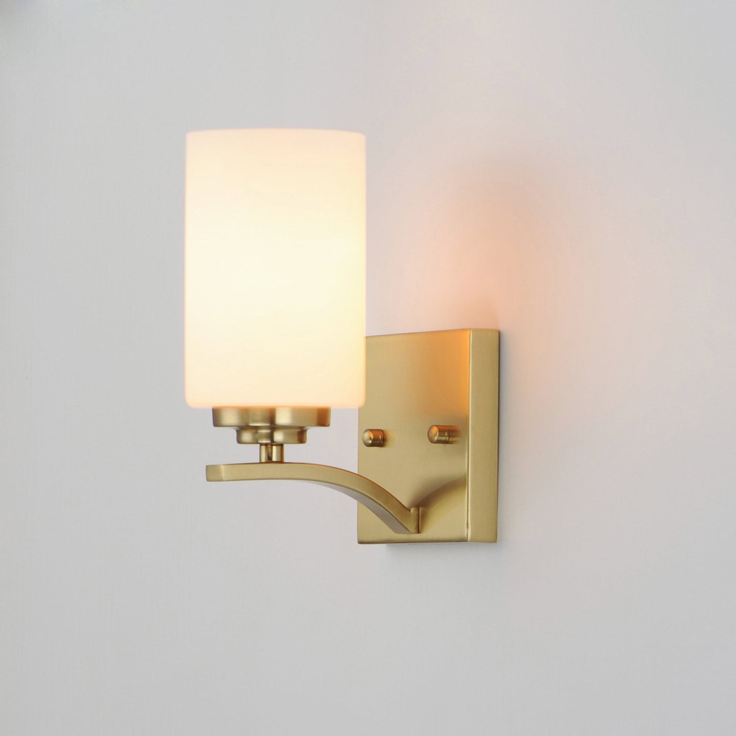 Deven Wall Light in Detail.
