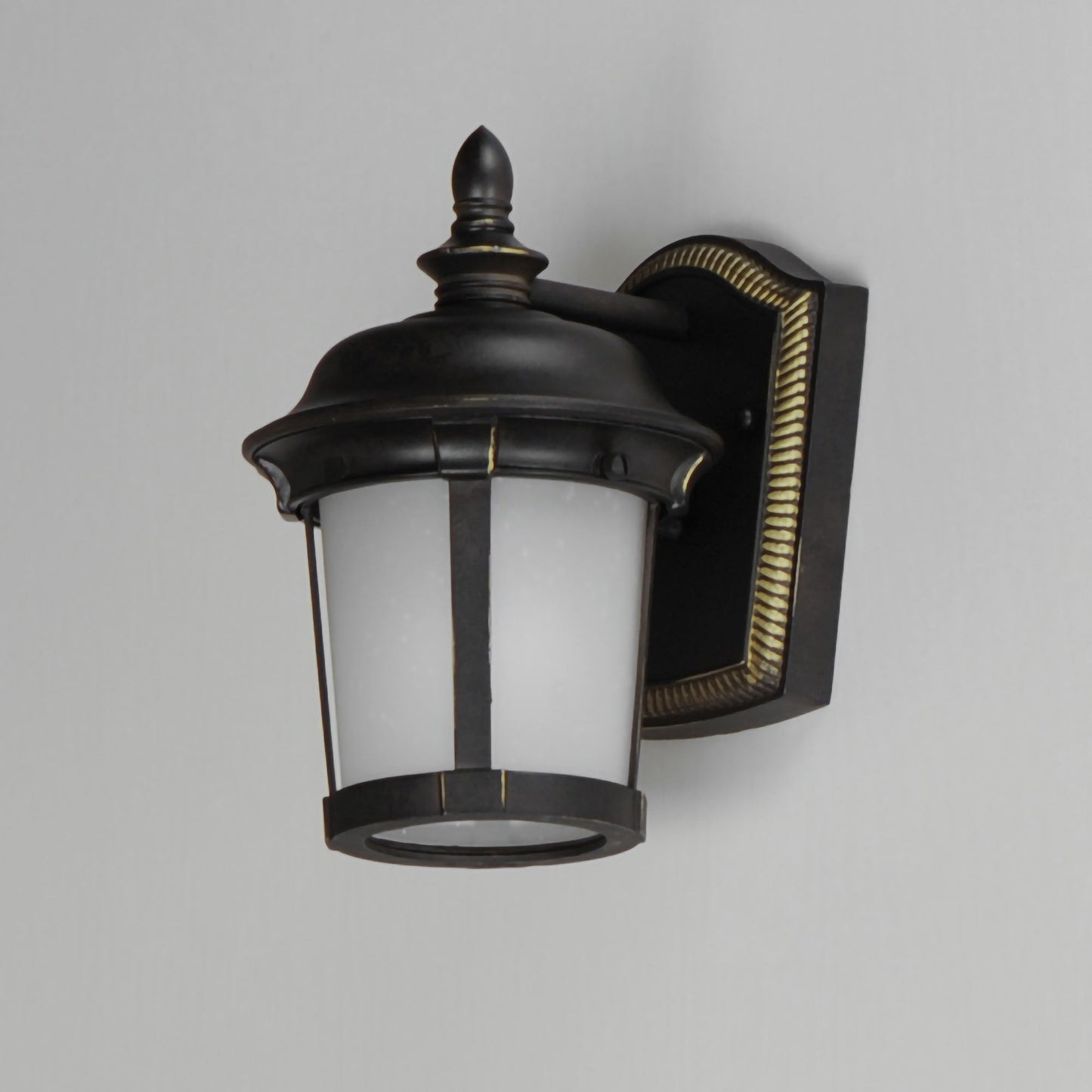 Dover Outdoor Wall Light in Detail.