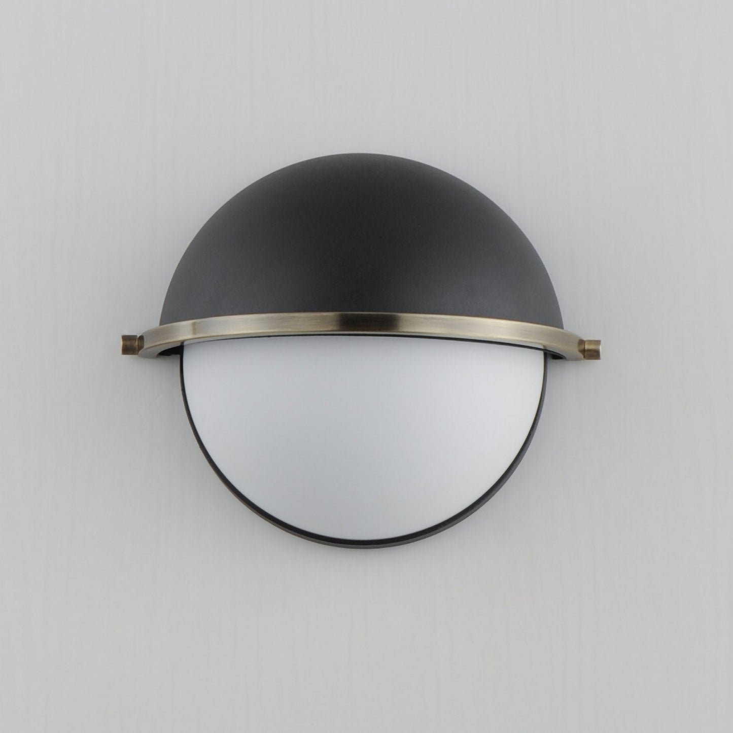 Duke Bath Wall Light in Detail.