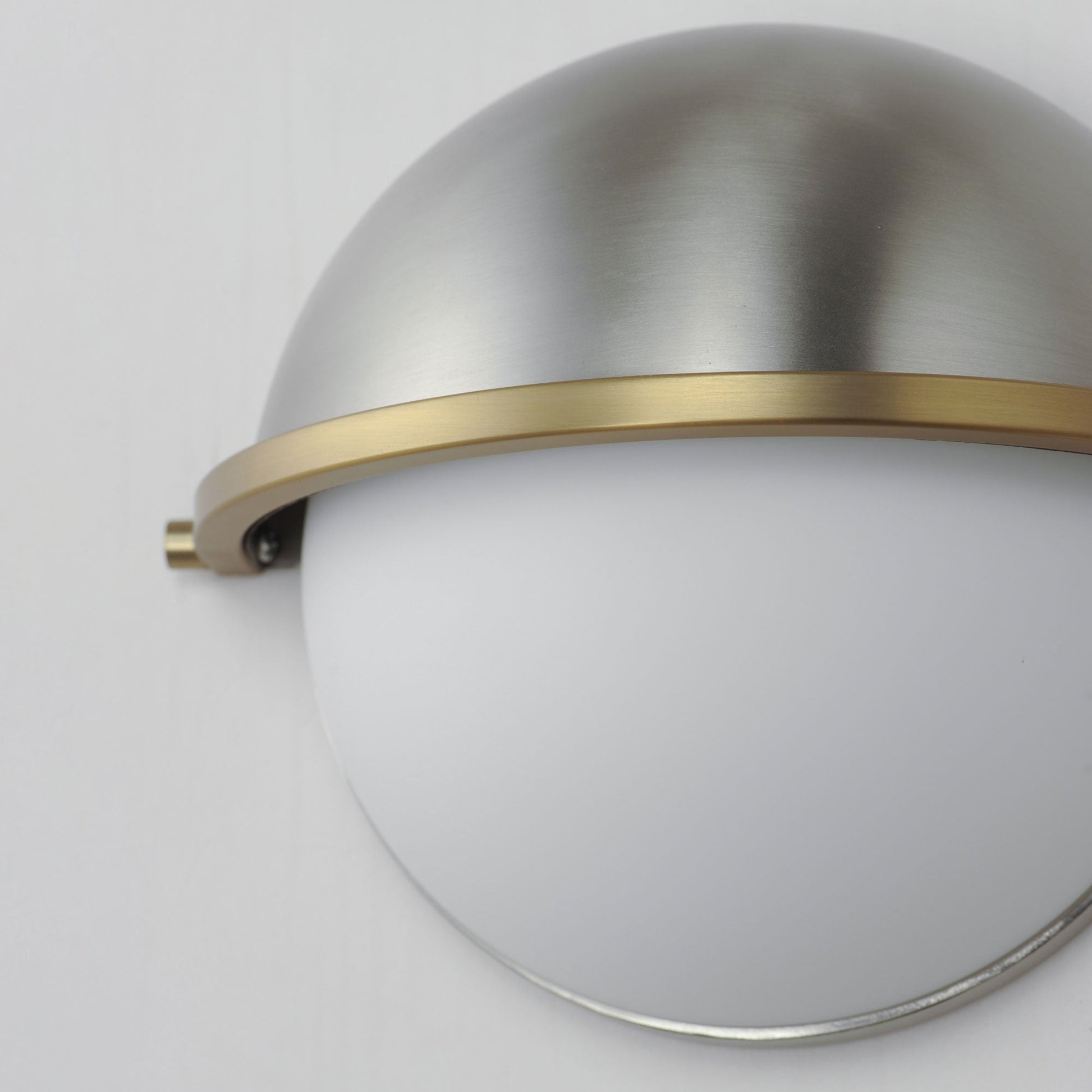 Duke Bath Wall Light in Detail.