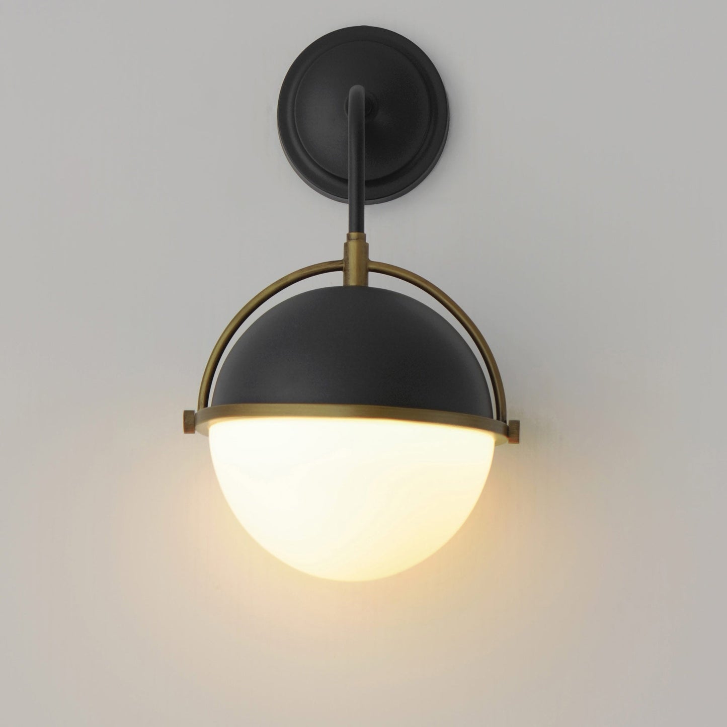 Duke Outdoor Wall Light in Detail.