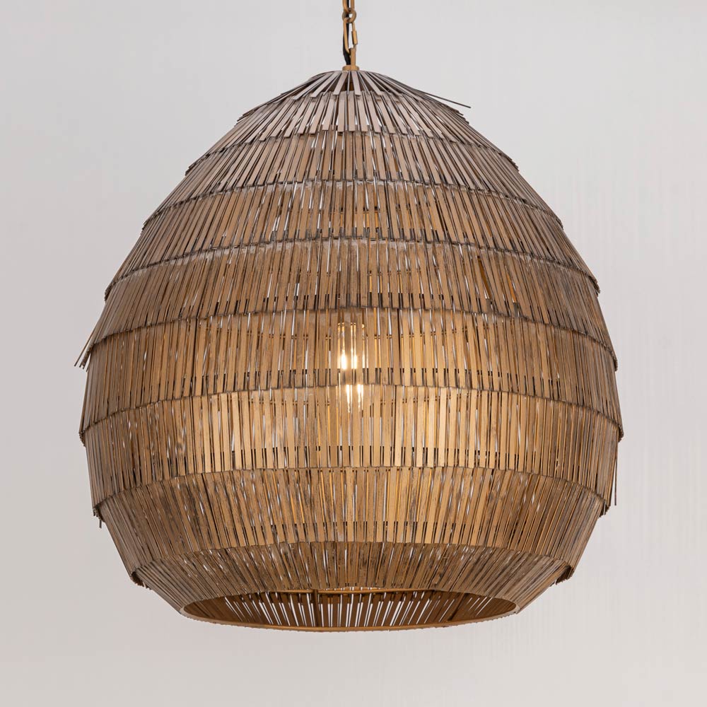 Gilda Pendant Light in Detail.