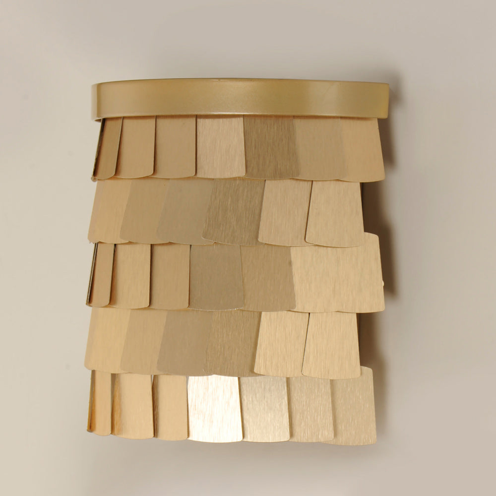 Glamour Bath Wall Light in Detail.