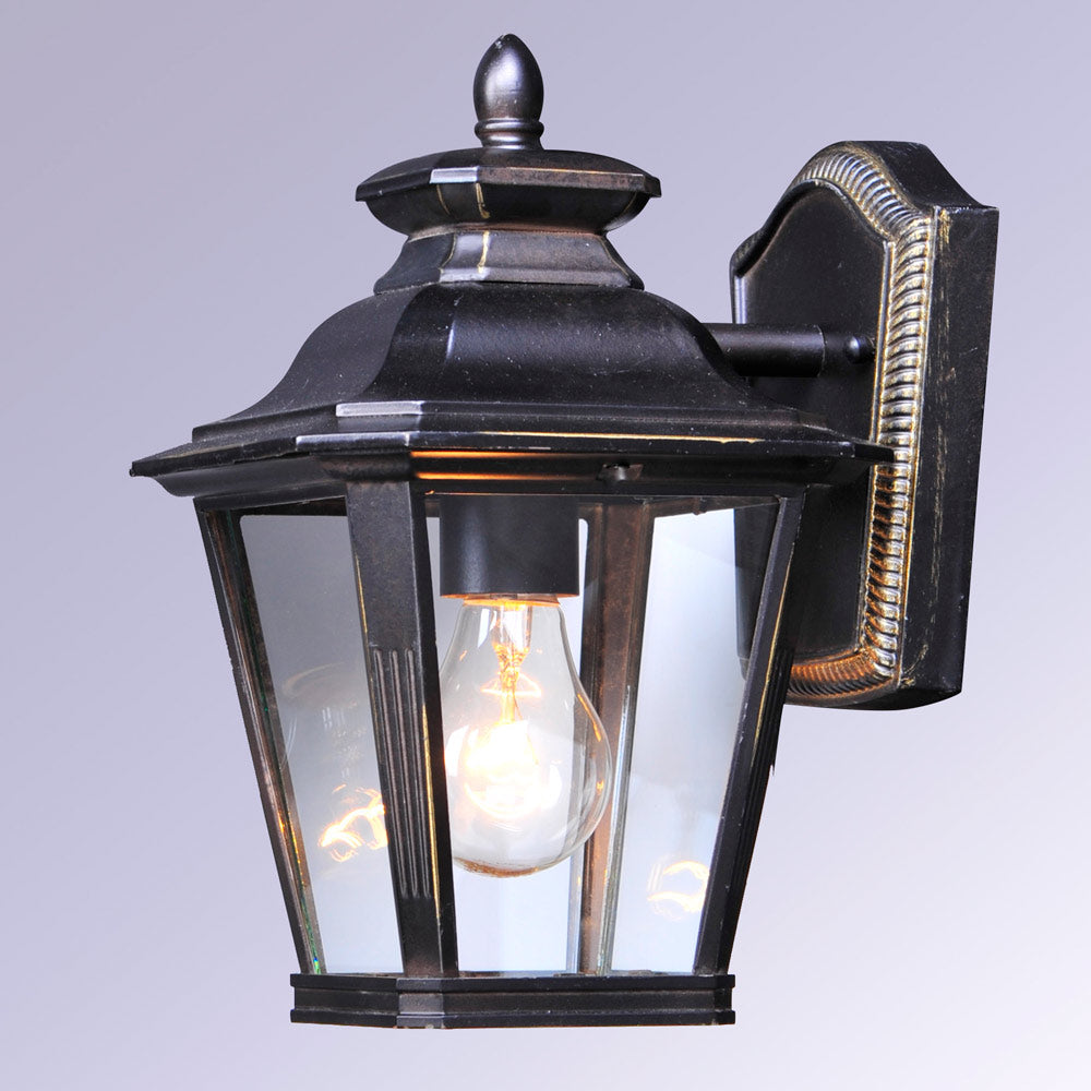 Knoxville Outdoor Wall Light in Detail.