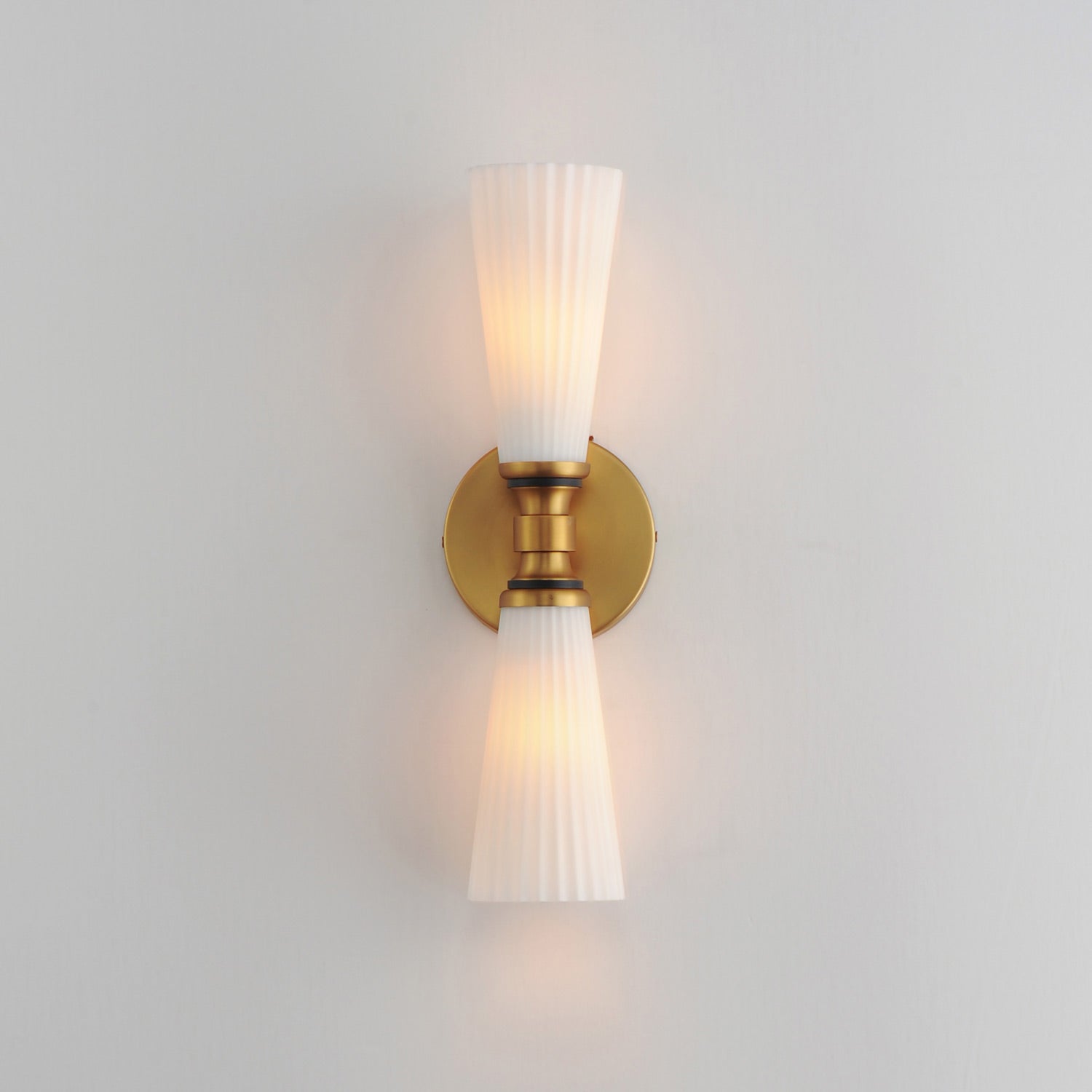 Krevat Bath Wall Light in Detail.